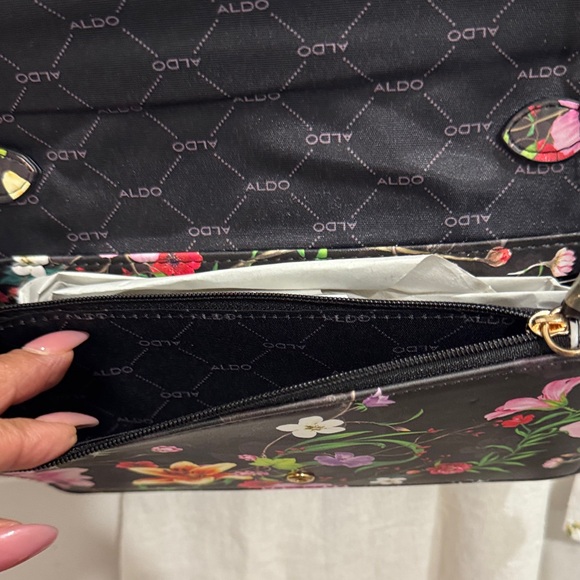 Aldo Black Floral Quilted Crossbody Bag - Picture 6 of 7